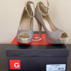 G by Guess gold peep toe 7